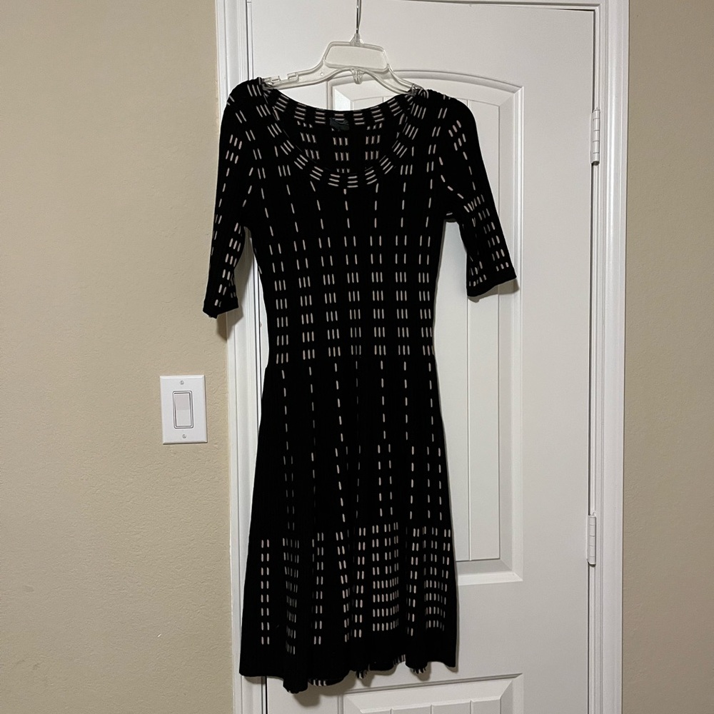 Scoop neck sweater dress in Black and Tan